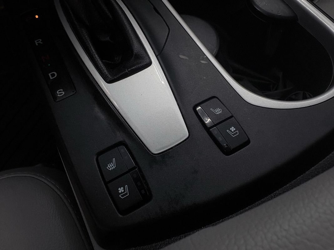 Used 2018 Acura RDX AWD w/ Advance Package image 29
