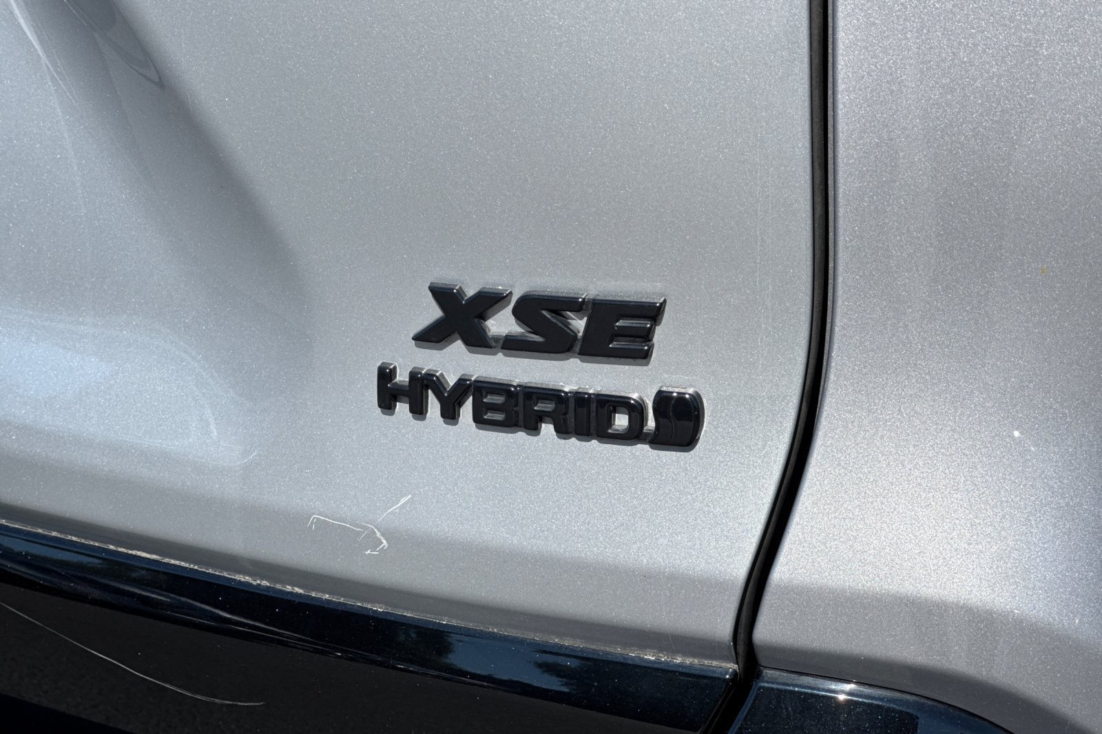 Used 2023 Toyota RAV4 XSE w/ XSE Grade Weather Package AWD/4WD image 14