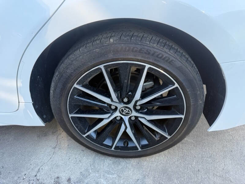 Used 2024 Toyota Camry SE image 23