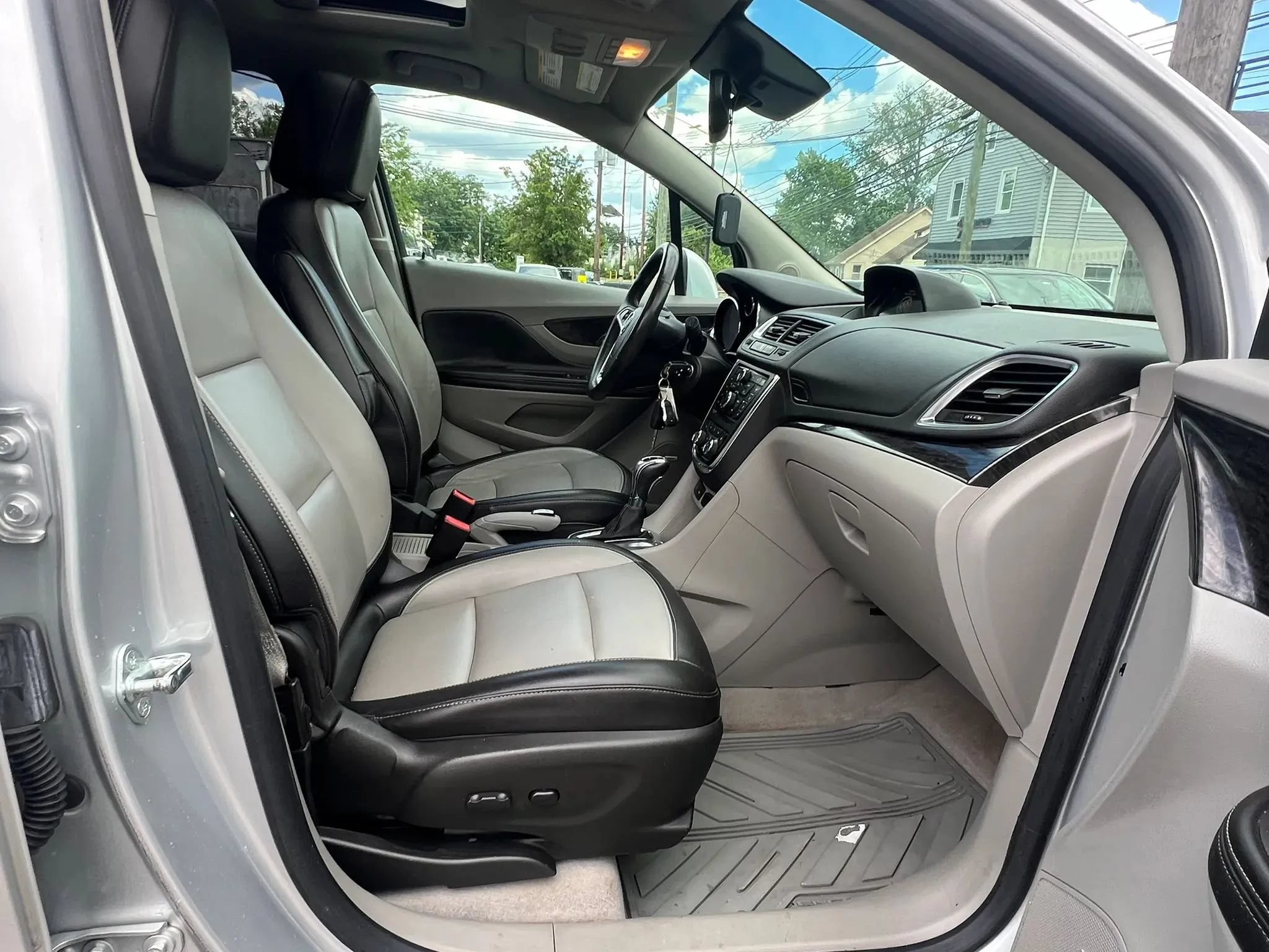Used 2016 Buick Encore Premium w/ Experience Buick Package AWD/4WD image 32