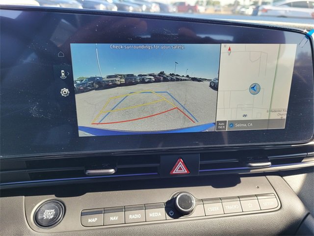 New 2025 Hyundai Elantra SEL image 9