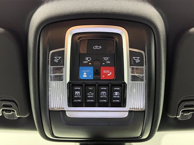 Used 2026 RAM 1500 Laramie w/ Advanced Safety Group II AWD/4WD image 21