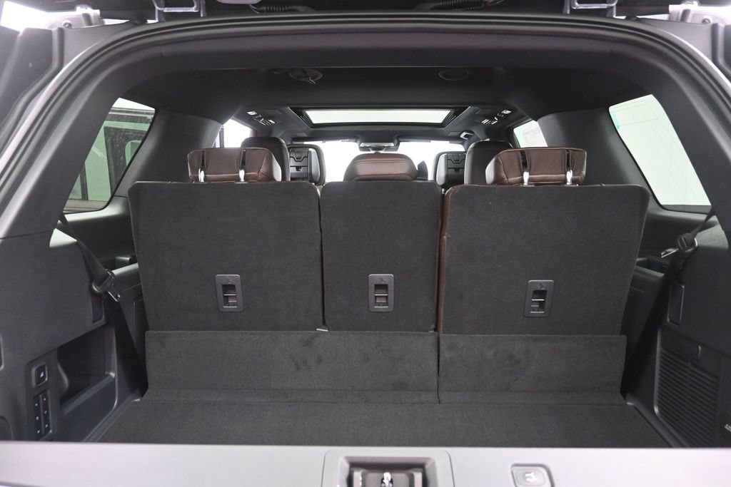 New 2027 Ford Expedition King Ranch RWD image 2