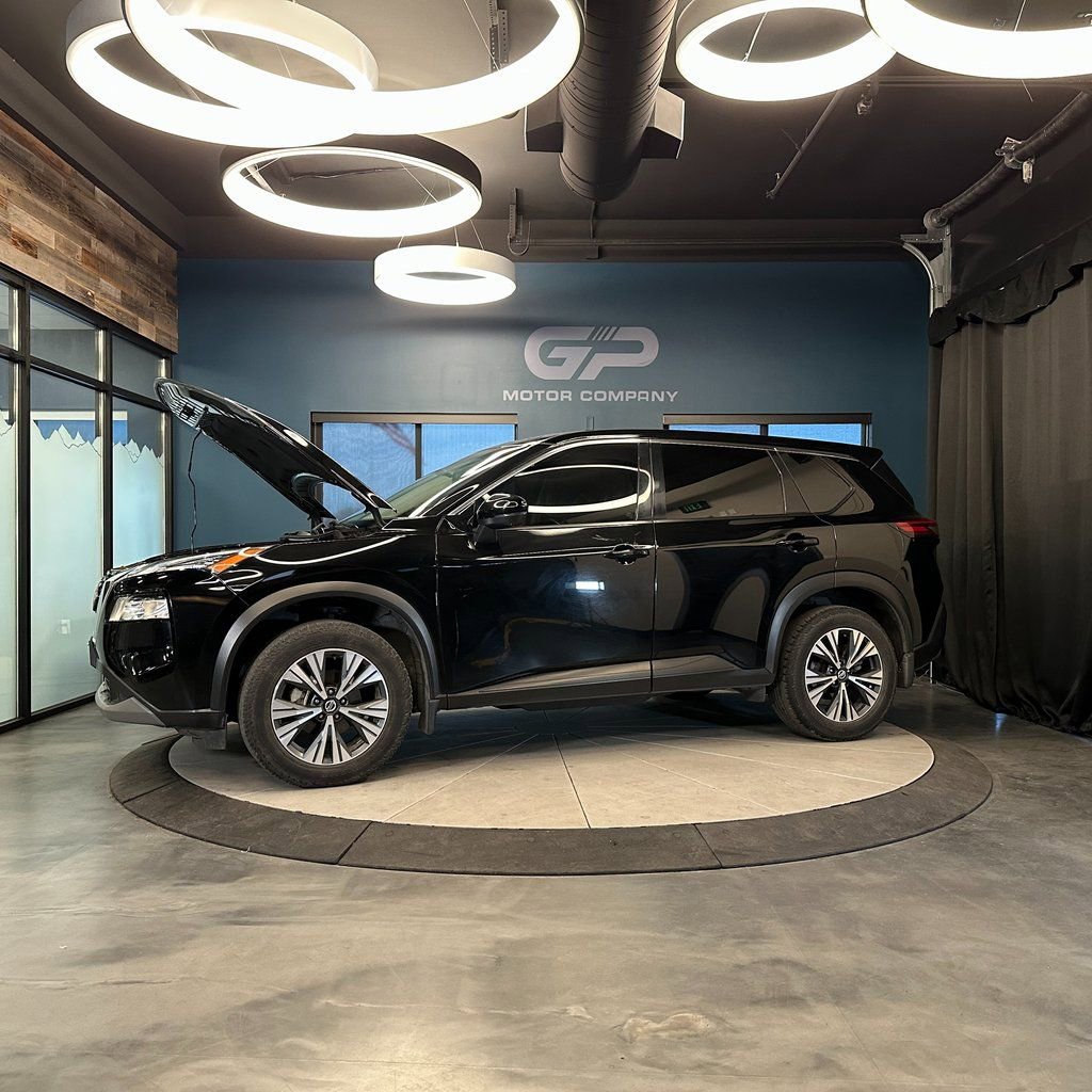 Used 2021 Nissan Rogue SV image 24