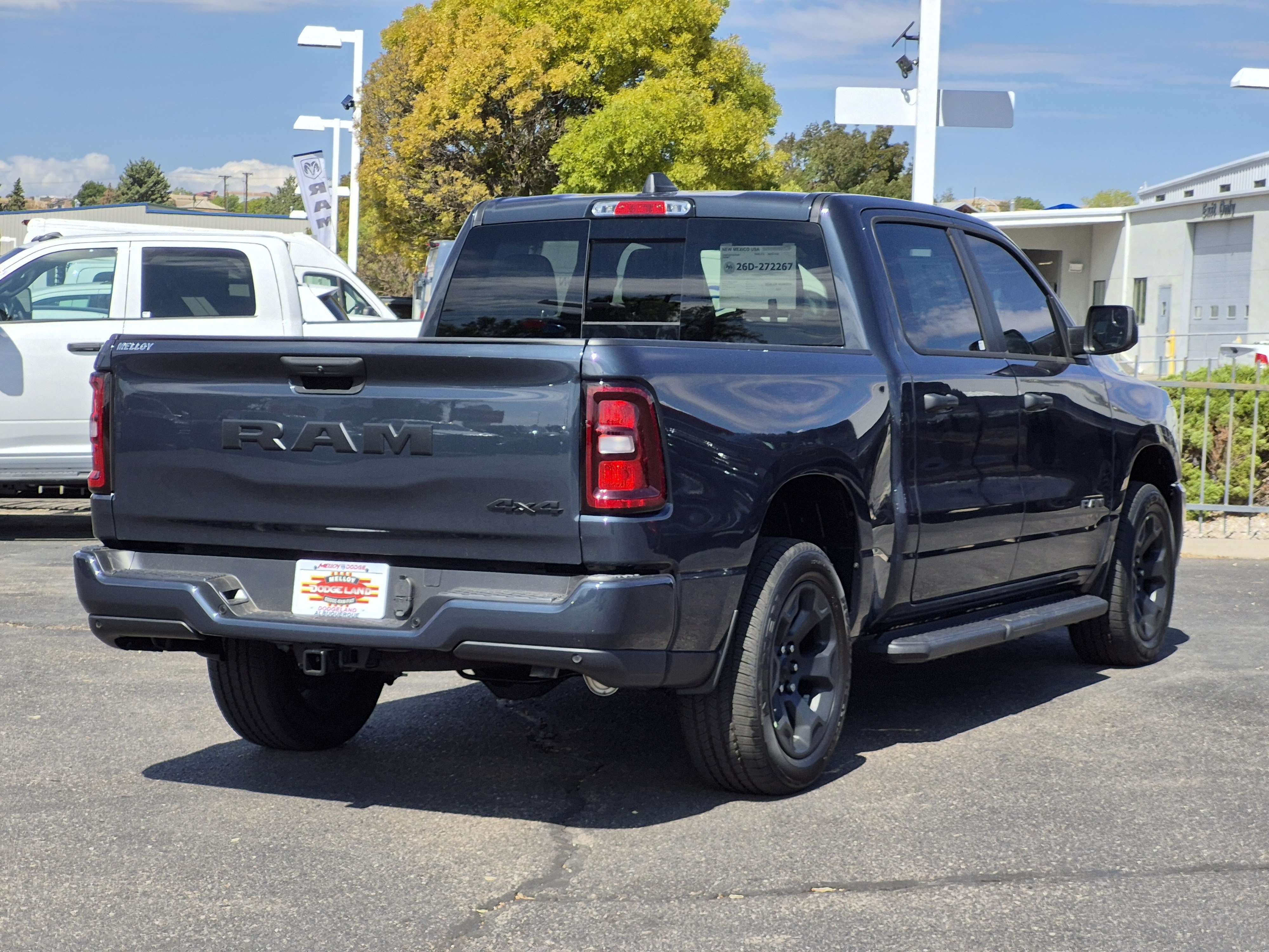 New 2026 RAM 1500 Express AWD/4WD image 10