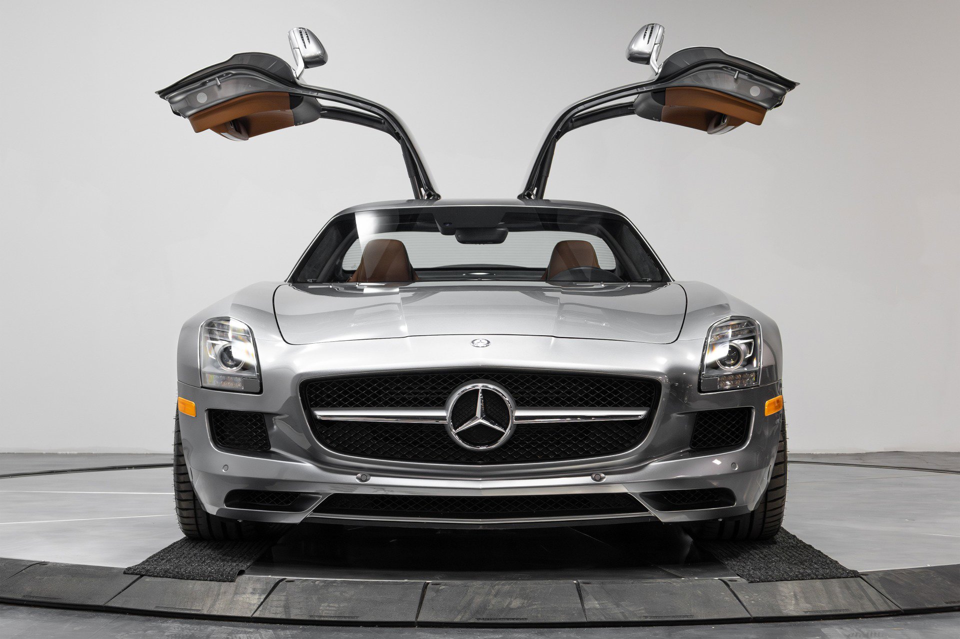 Used 2012 Mercedes-Benz SLS AMG Coupe image 37