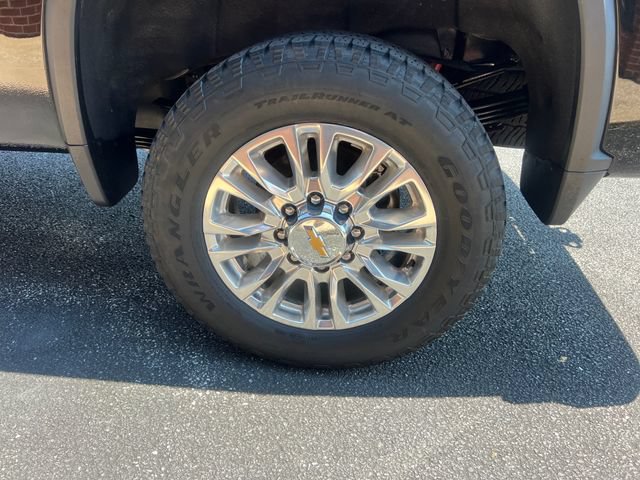 Used 2023 Chevrolet Silverado 3500 High Country w/ Z71 Off-Road Package AWD/4WD image 30