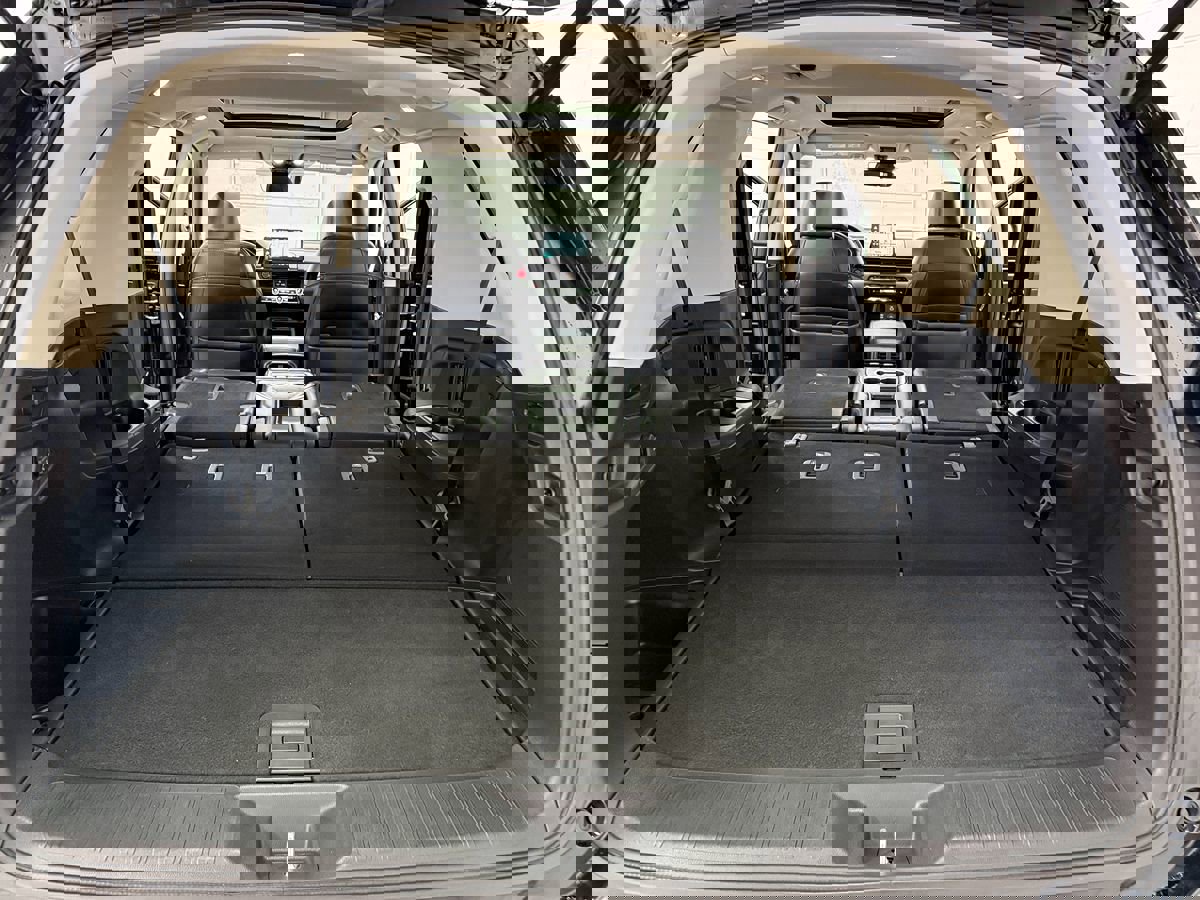 Used 2024 Honda Pilot Touring image 34