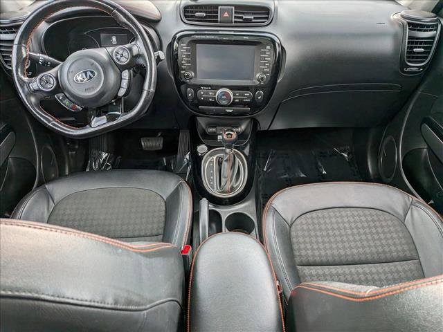 Used 2017 Kia Soul ! w/ Tech Package FWD image 18