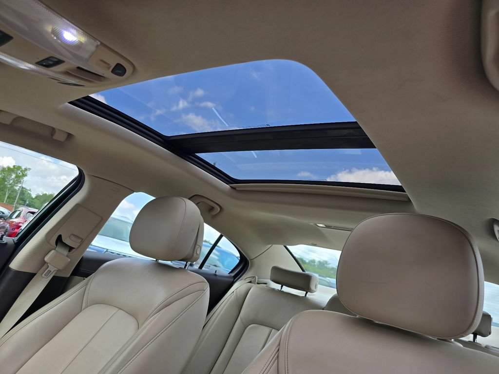 Used 2014 Buick LaCrosse Leather FWD image 6