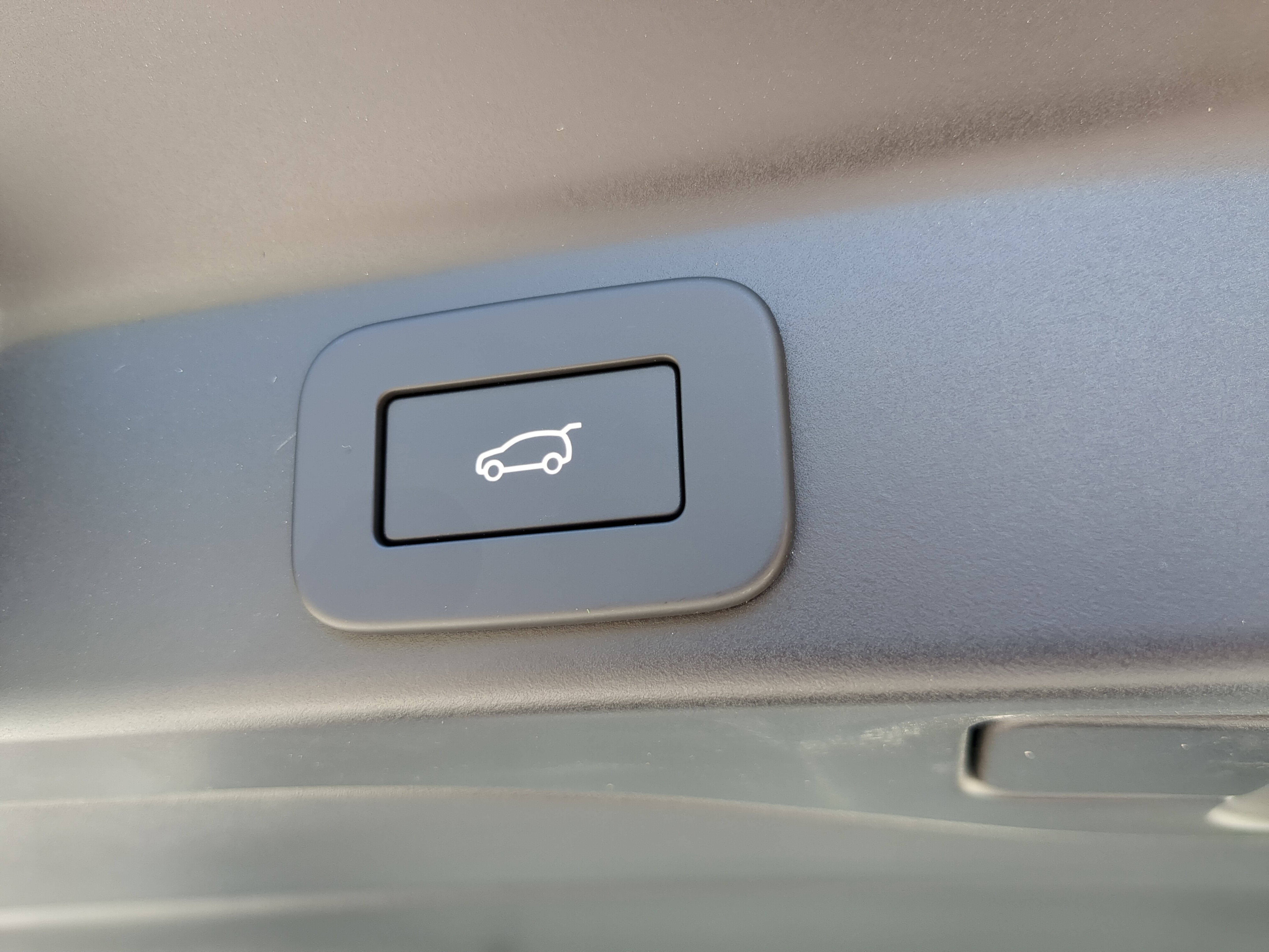 New 2026 Jaguar F-PACE R-Dynamic S image 9