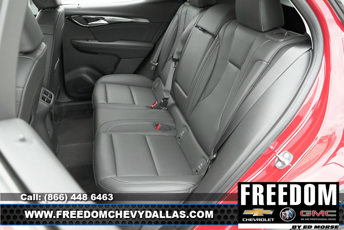 New 2025 Buick Envision Preferred image 14