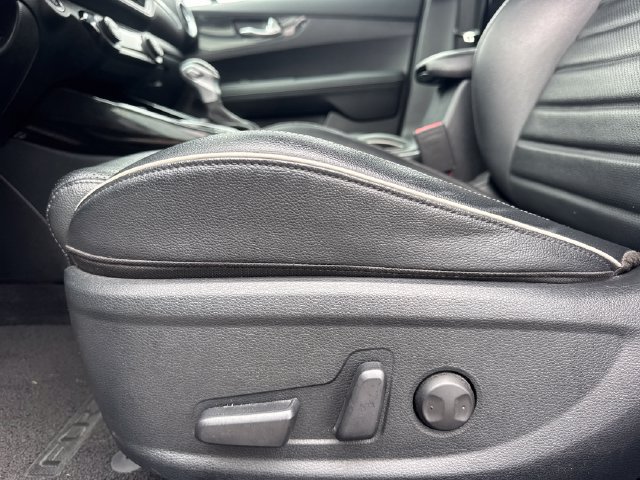 Used 2024 Kia Forte GT-Line w/ GT-Line Premium Package FWD image 19