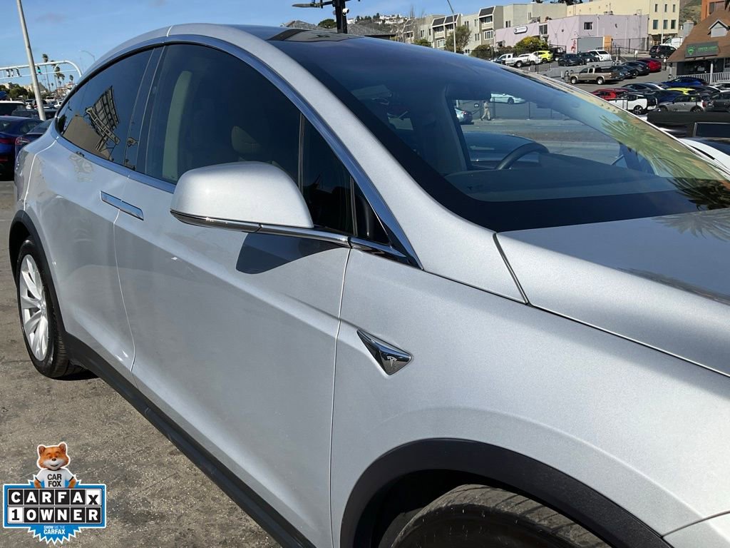 Used 2016 Tesla Model X 75D image 89