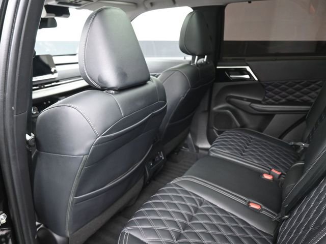 Used 2024 Mitsubishi Outlander SEL FWD image 10