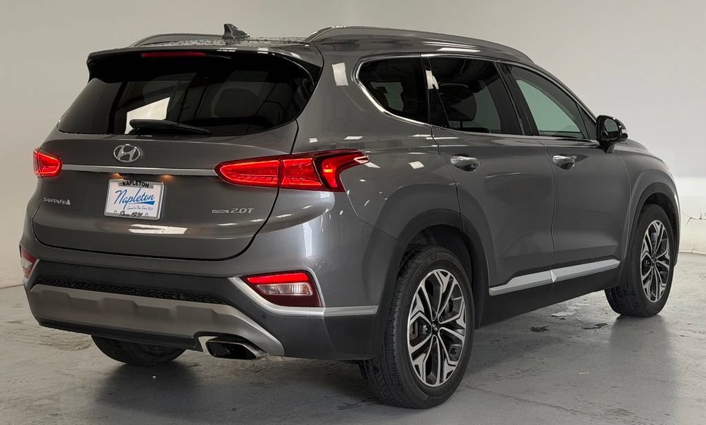 Used 2019 Hyundai Santa Fe AWD image 3