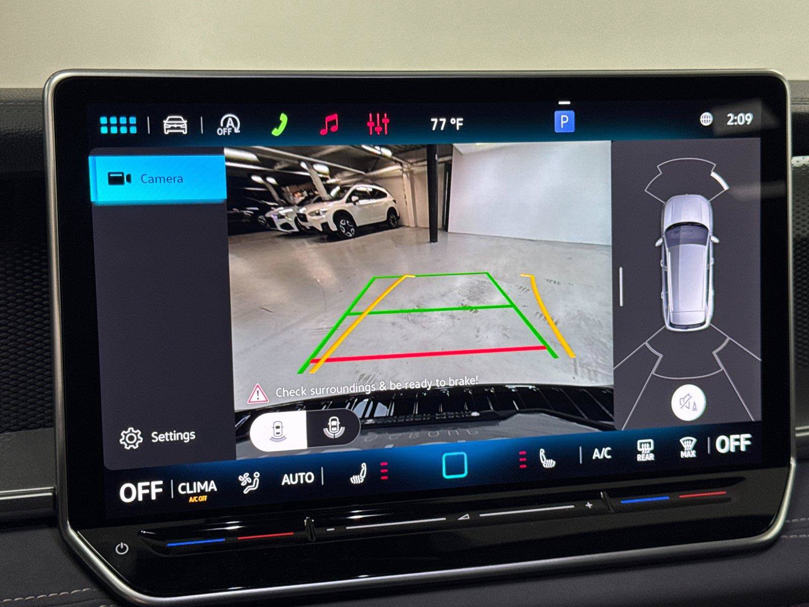 New 2026 Volkswagen Tiguan SE R-Line FWD image 18