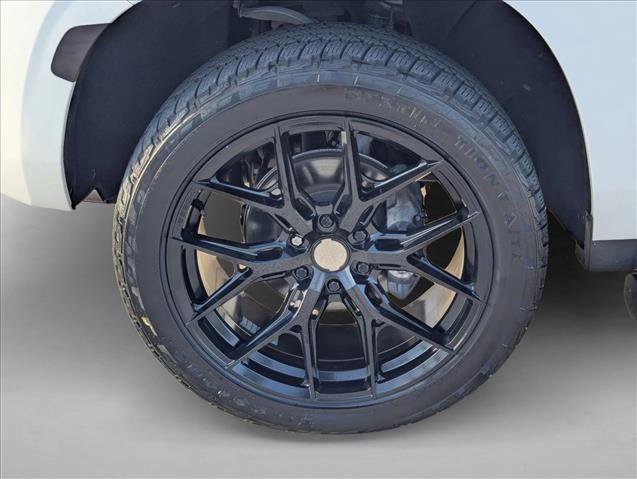 Used 2021 Chevrolet Tahoe Z71 w/ Luxury Package image 24