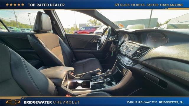 Used 2017 Honda Accord Sport image 17