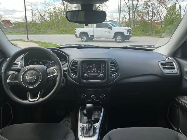 Used 2018 Jeep Compass Sport AWD/4WD image 21