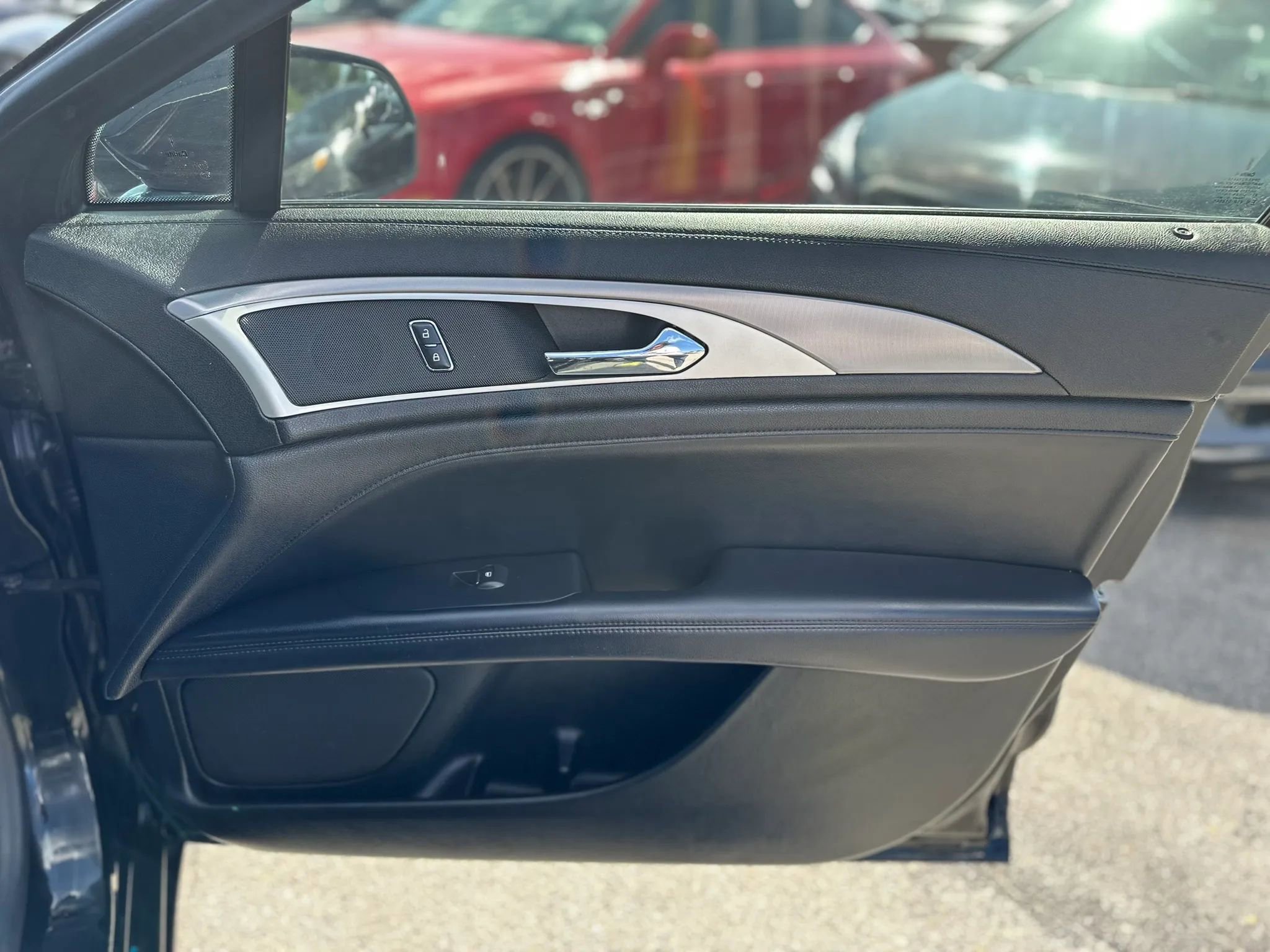 Used 2017 Lincoln MKZ Premiere FWD image 22