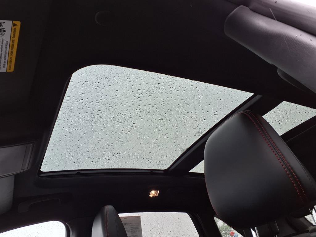 Used 2024 Ford Escape ST-Line Select w/ Tech Pack #2 image 5