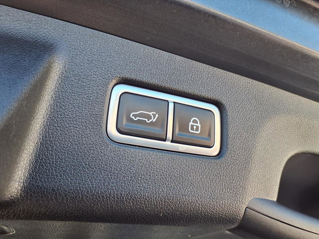 Used 2022 Kia Sorento EX w/ Panoramic Sunroof Package image 30