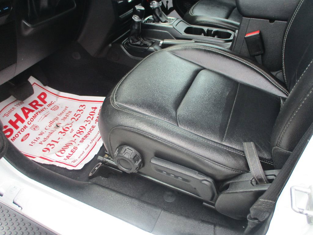 Used 2023 Jeep Wrangler Sahara image 16