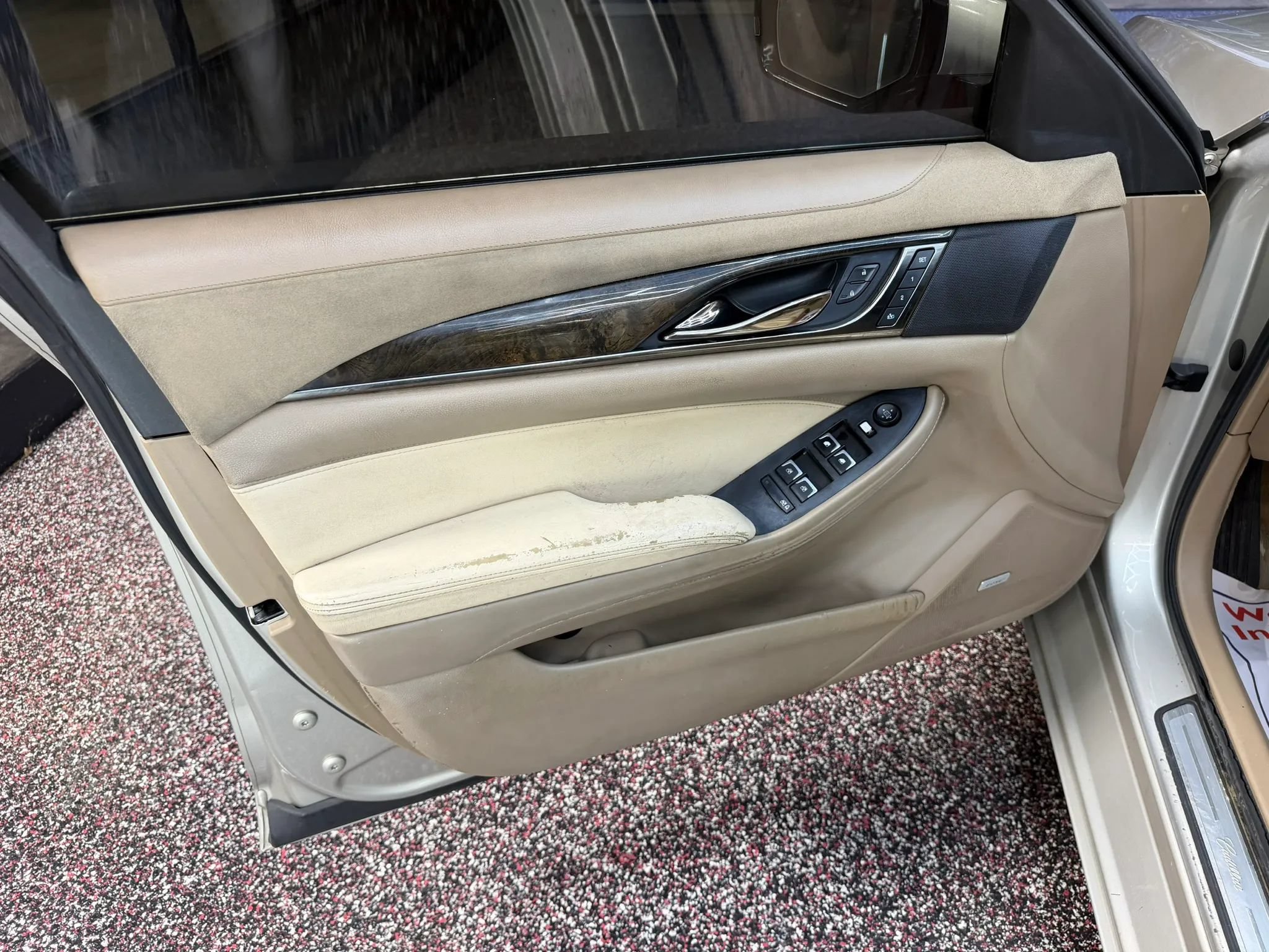 Used 2015 Cadillac CTS Luxury RWD image 9