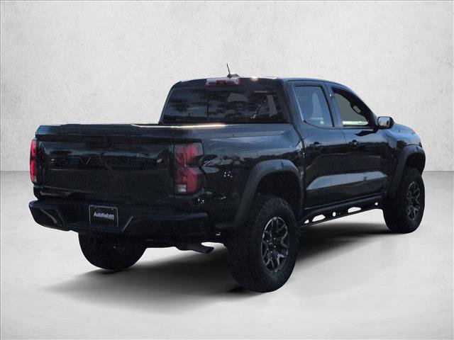 Used 2024 Chevrolet Colorado ZR2 w/ Safety Package AWD/4WD image 8