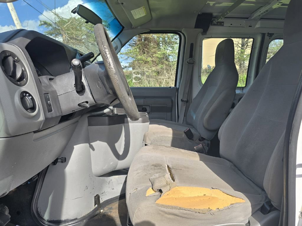 Used 2014 Ford E-250 and Econoline 250 w/ Power Group RWD image 14