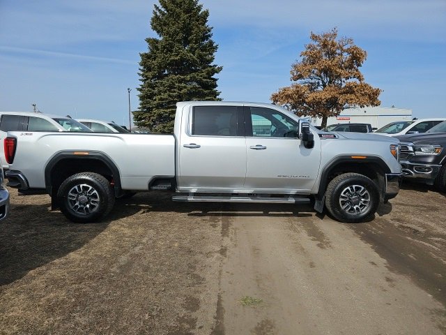 Used 2023 GMC Sierra 3500 SLT w/ SLT Premium Package image 7
