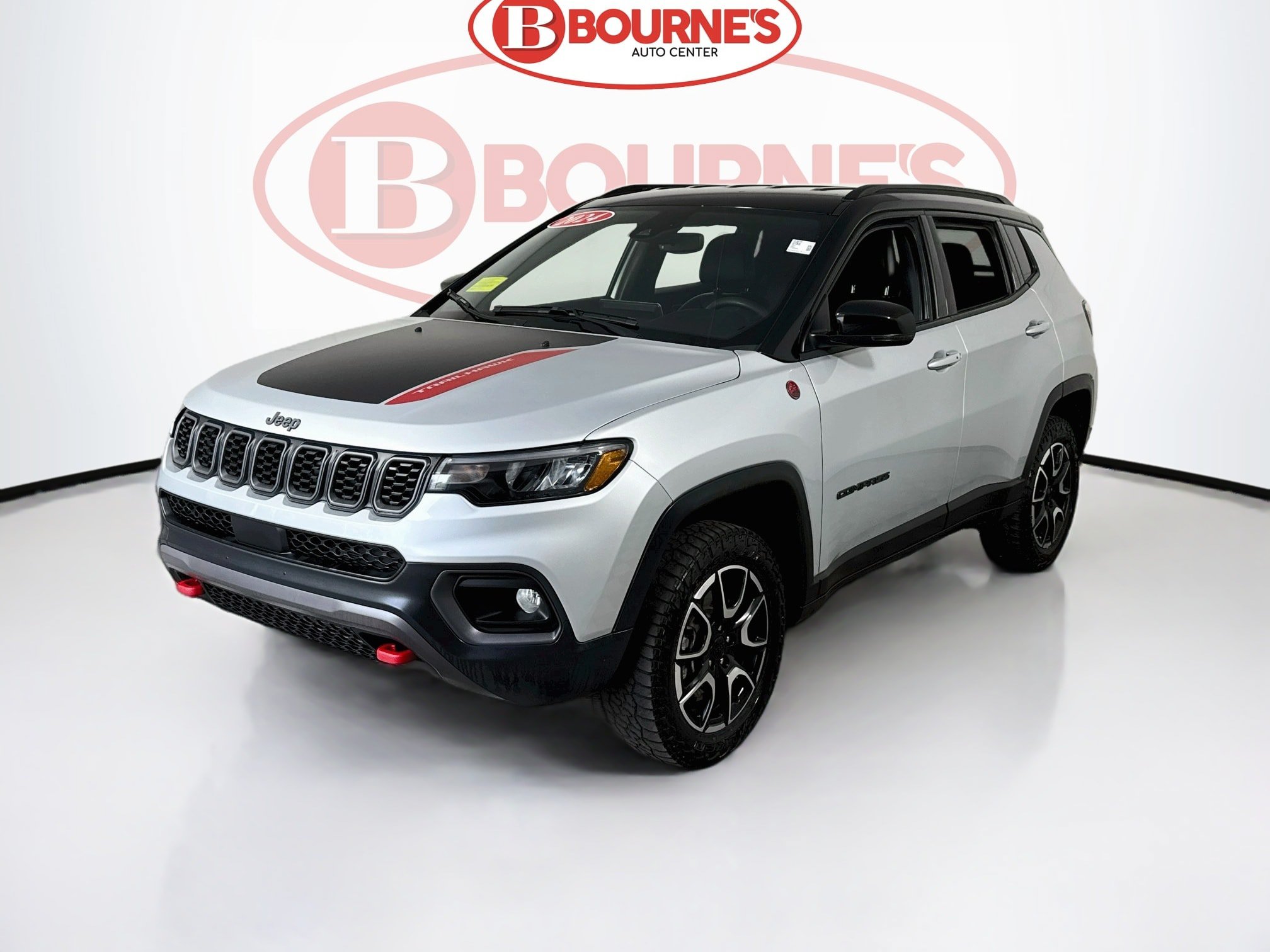Used 2024 Jeep Compass Trailhawk AWD/4WD image 4