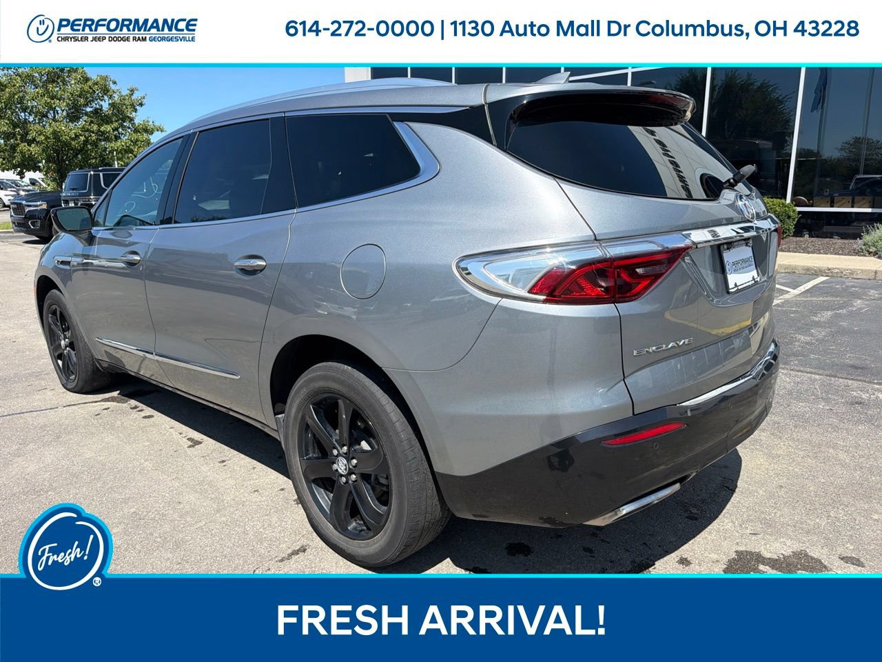 Used 2024 Buick Enclave Essence w/ Sport Touring Edition FWD image 6