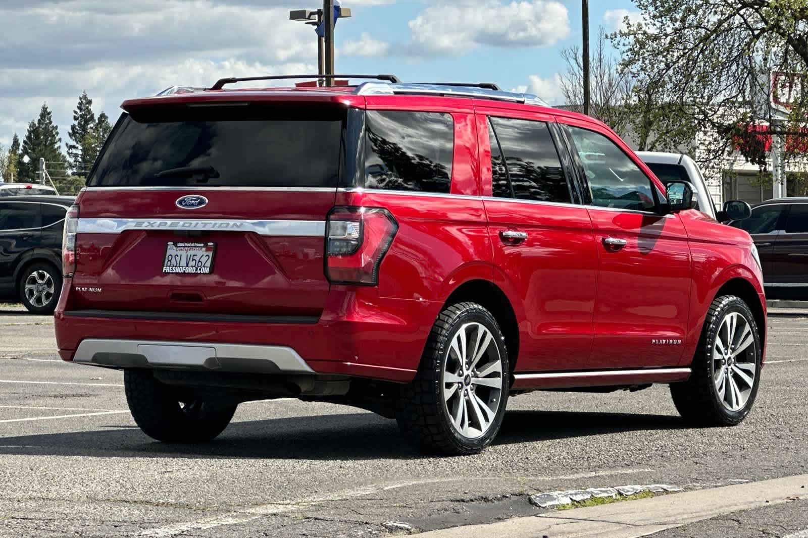 Certified 2020 Ford Expedition Platinum image 2