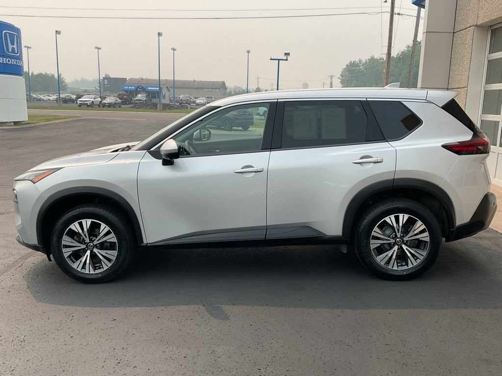 Used 2021 Nissan Rogue SV AWD/4WD image 8