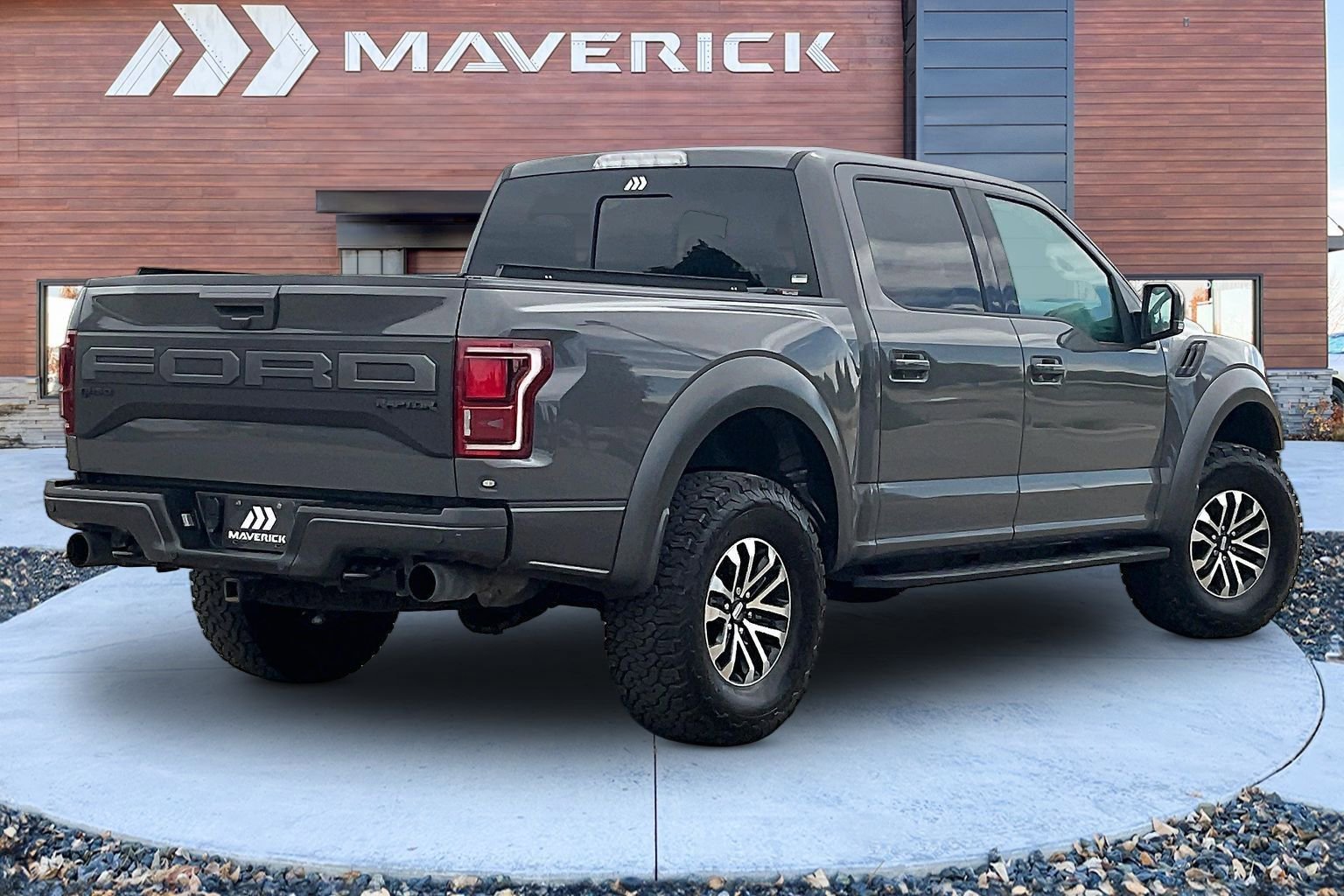 Used 2020 Ford F150 Raptor w/ Equipment Group 802A Luxury AWD/4WD image 5
