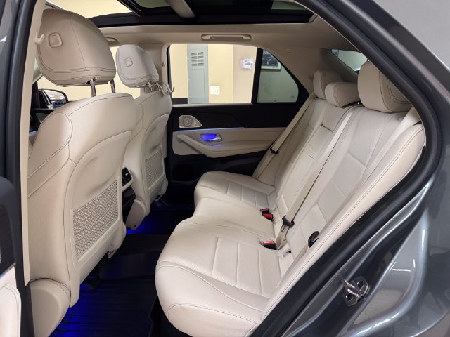 Used 2025 Mercedes-Benz GLE 350 4MATIC w/ AMG Line Exterior image 19