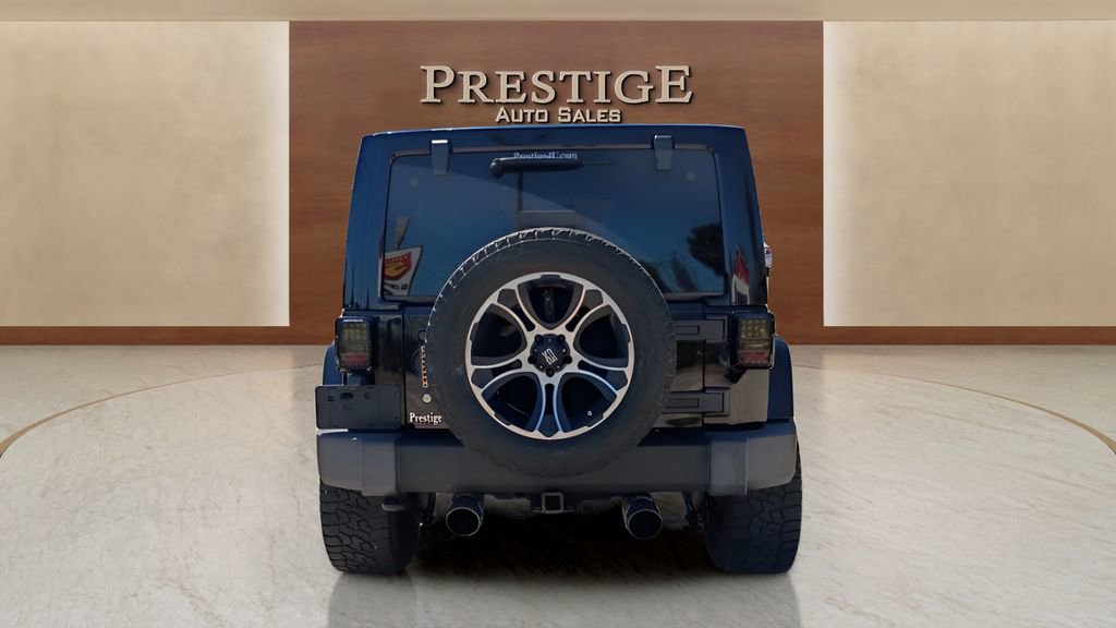 Used 2013 Jeep Wrangler Unlimited Sahara w/ Connectivity Group image 11