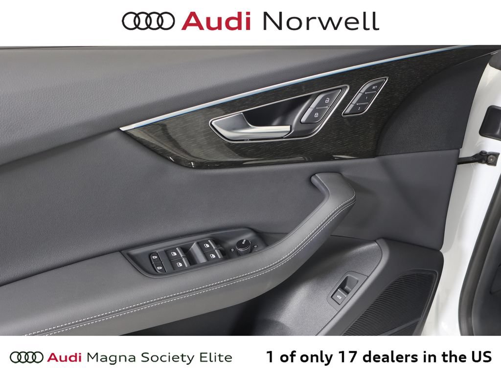 Used 2025 Audi Q8 Premium Plus w/ Premium Plus Package AWD/4WD image 20