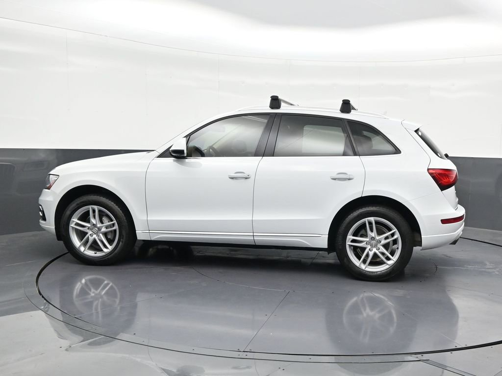 Used 2017 Audi Q5 2.0T Premium AWD/4WD image 2