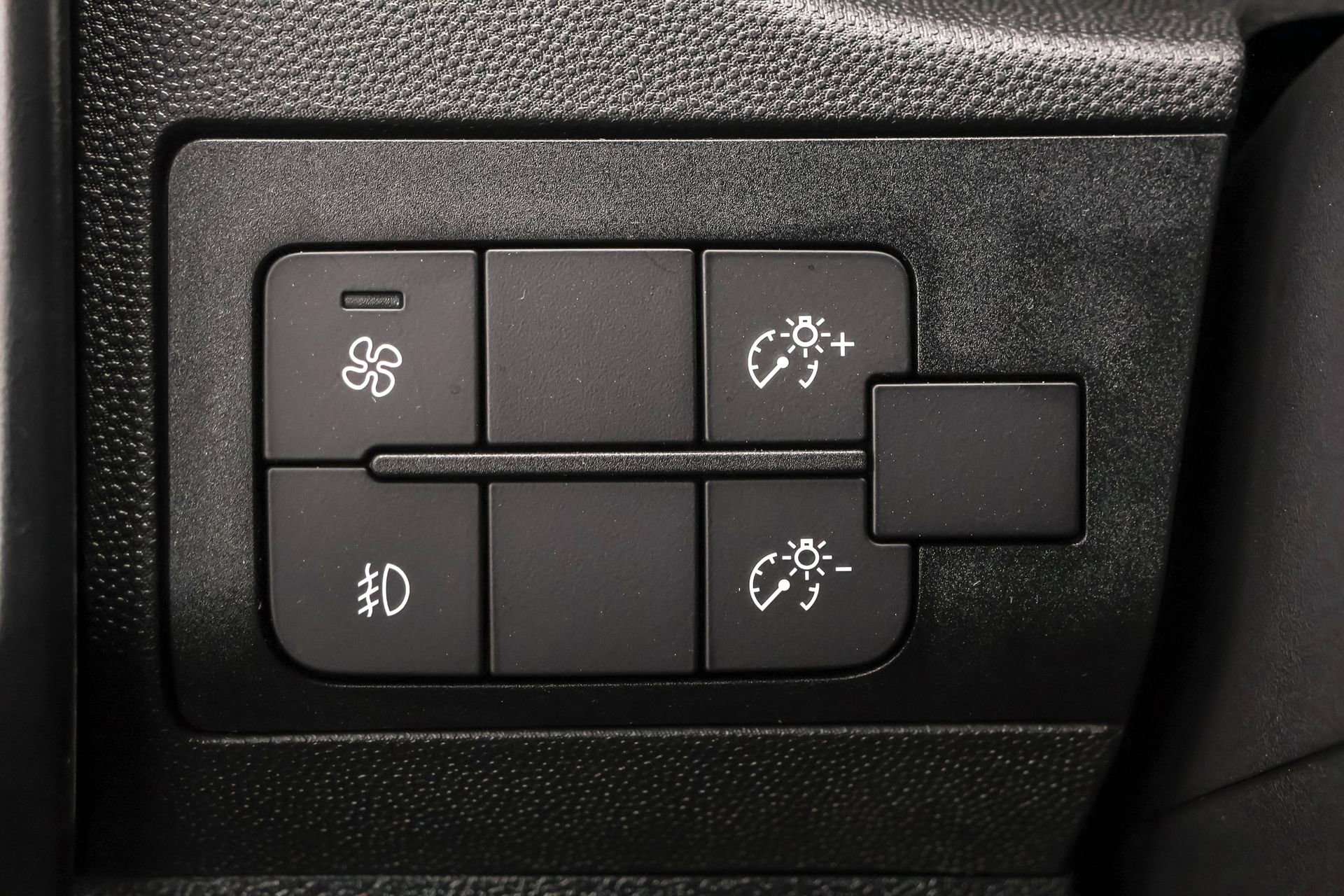 New 2025 RAM ProMaster 2500 w/ Quick Order Package 22G SLT image 19