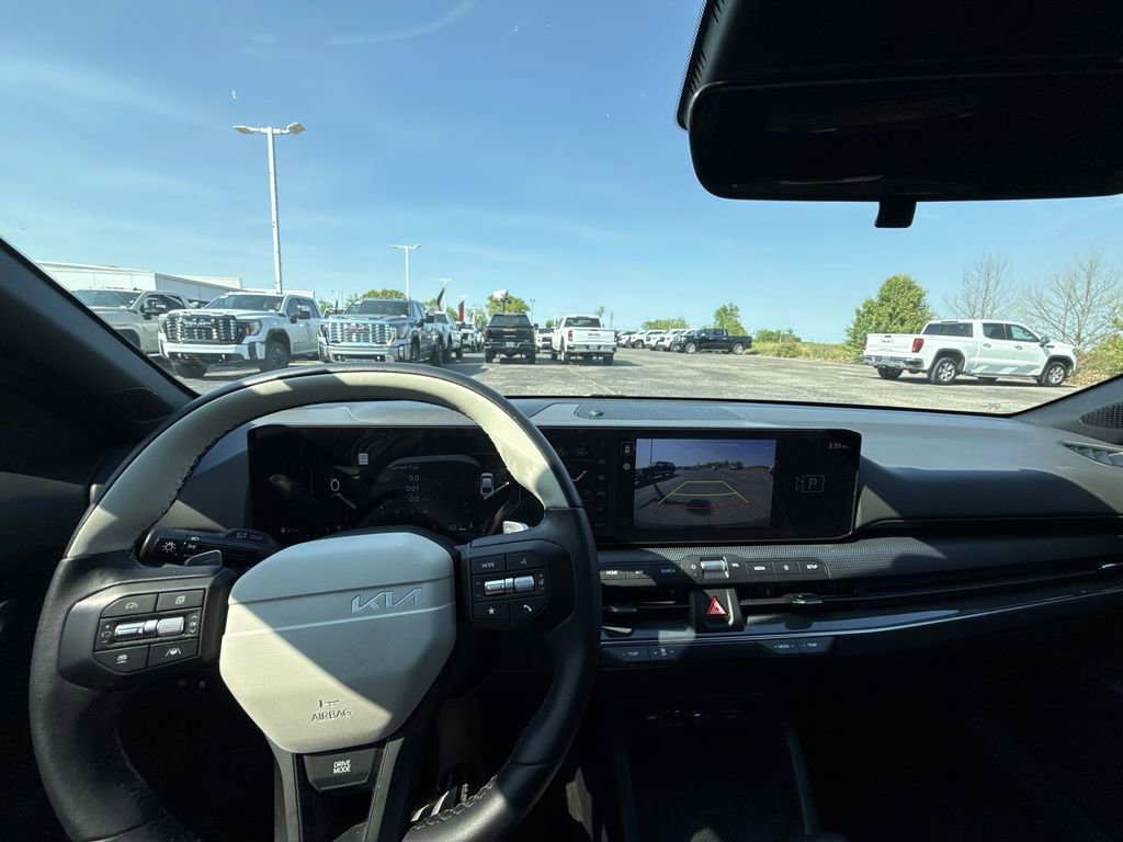Used 2025 Kia K4 GT-Line image 27