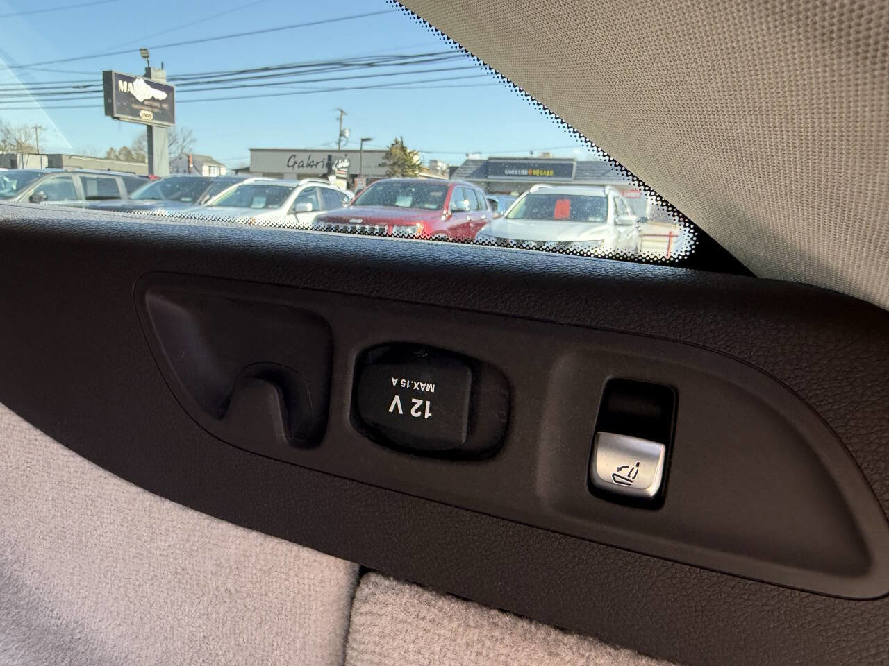 Used 2019 Mercedes-Benz E 450 4MATIC Wagon w/ Premium Package image 15