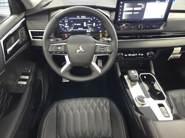 New 2026 Mitsubishi Outlander SEL FWD image 9