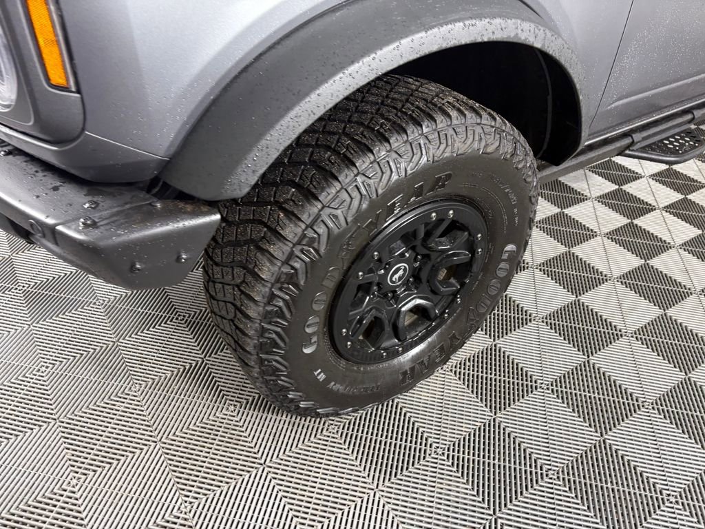 Certified 2022 Ford Bronco Badlands image 9