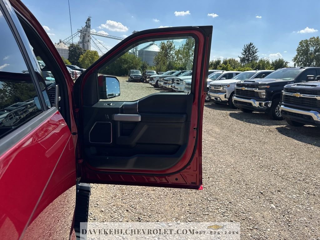 Used 2015 Ford F150 Lariat image 32