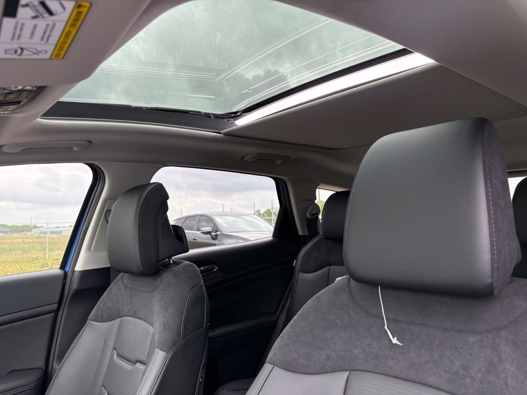 New 2026 Kia Sportage SX FWD image 15
