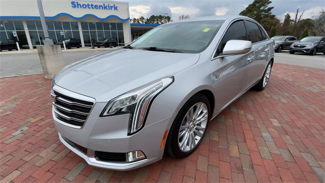 Used 2018 Cadillac XTS Luxury image 5