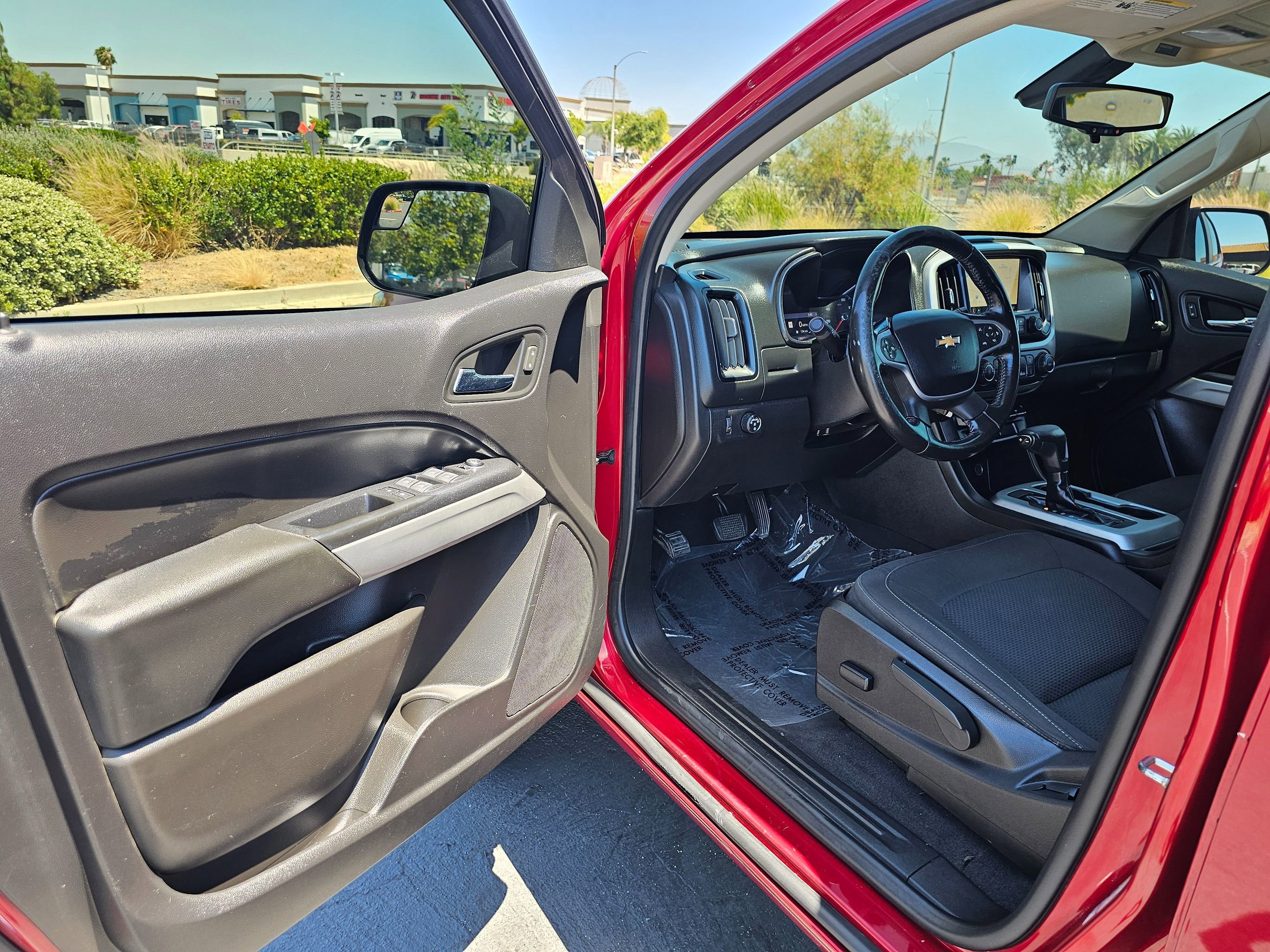 Used 2019 Chevrolet Colorado LT w/ LT Convenience Package RWD image 15